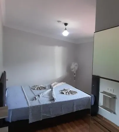 Cam Alti Cay Bahcesi Mugla